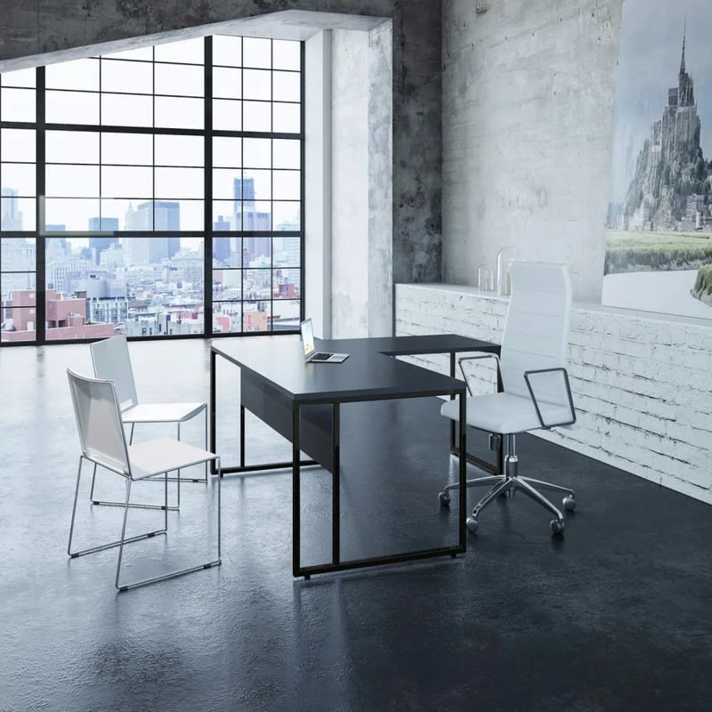 Bureau de direction STRICTO de Buronomic dans un bureau lumineux
