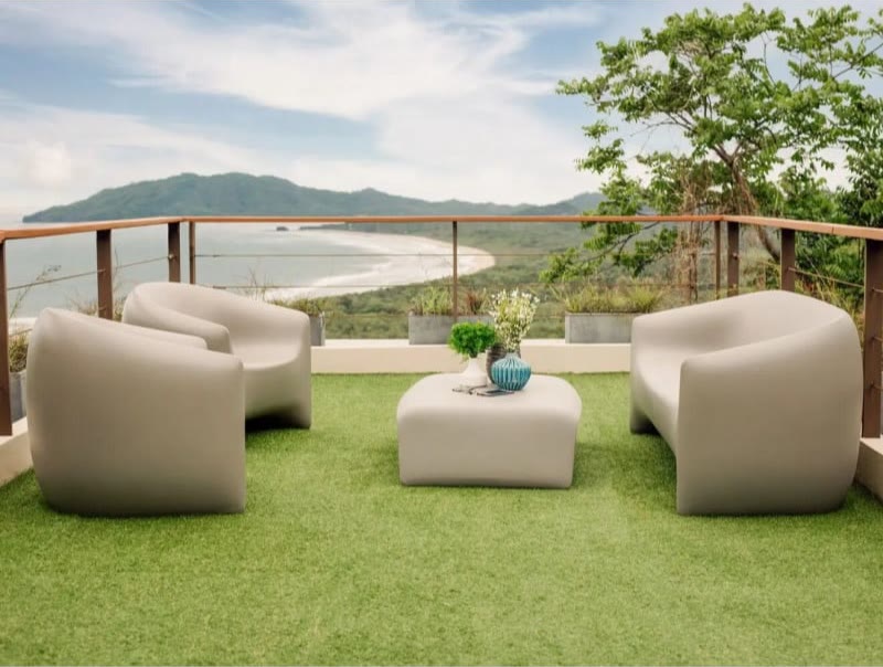 Salon de jardin : polypropylène, résine ou aluminium, lequel choisir ?
