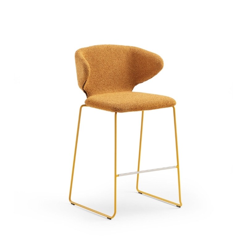Tabouret WRAP.1 en tissu, piètement luge, avec accoudoirs - MIDJ