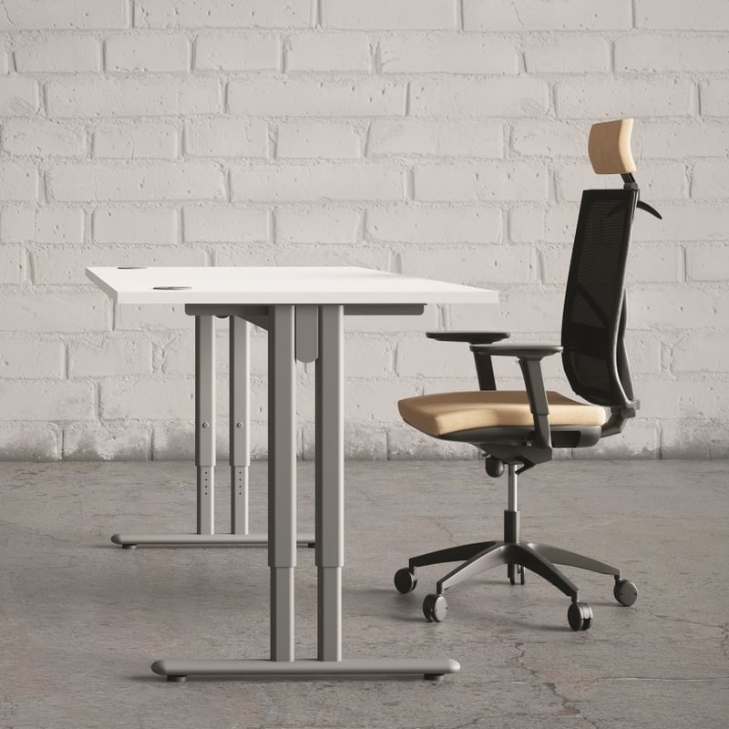Bureau avec réglage mécanique ESSENTIEL