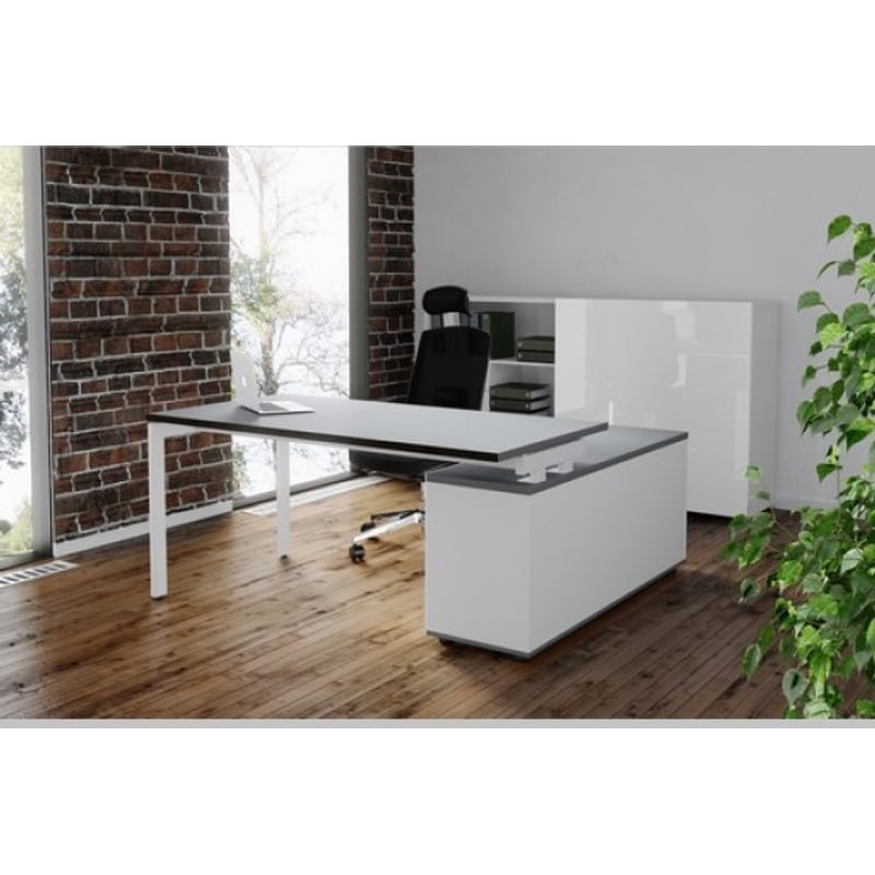 Bureau de direction sur meuble OGI U - MDD