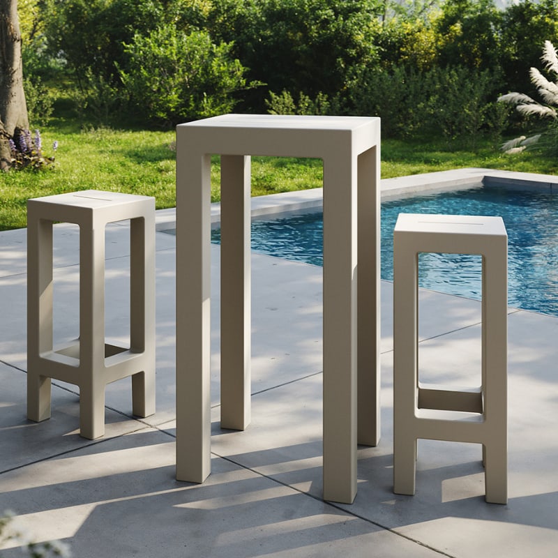 Ensemble JUT table + 2 tabourets - VONDOM