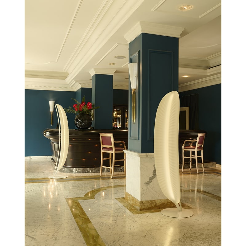 Lampadaire design lumineux BANANA LEAF STANDING de SLIDE