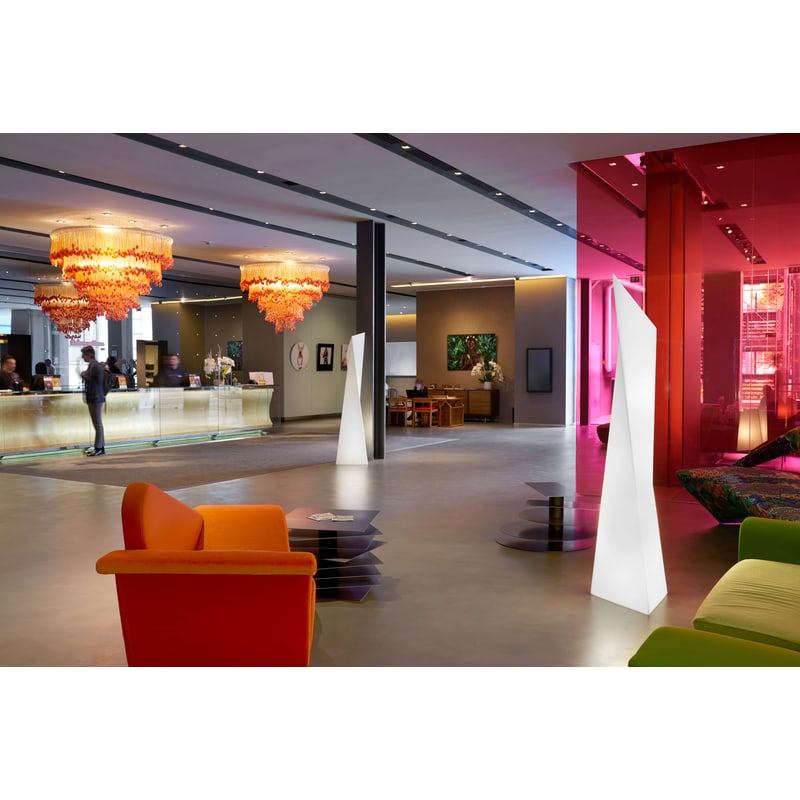 Lampadaire design lumineux MANHATTAN de SLIDE