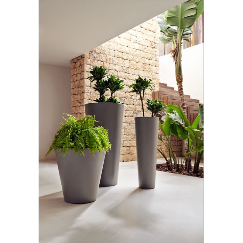 Pot CONO Alto Basic Ø60x78 cm VONDOM