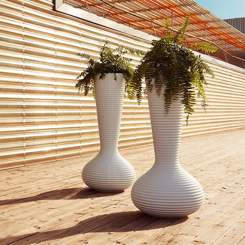Pot de fleurs design BLOOM de VONDOM