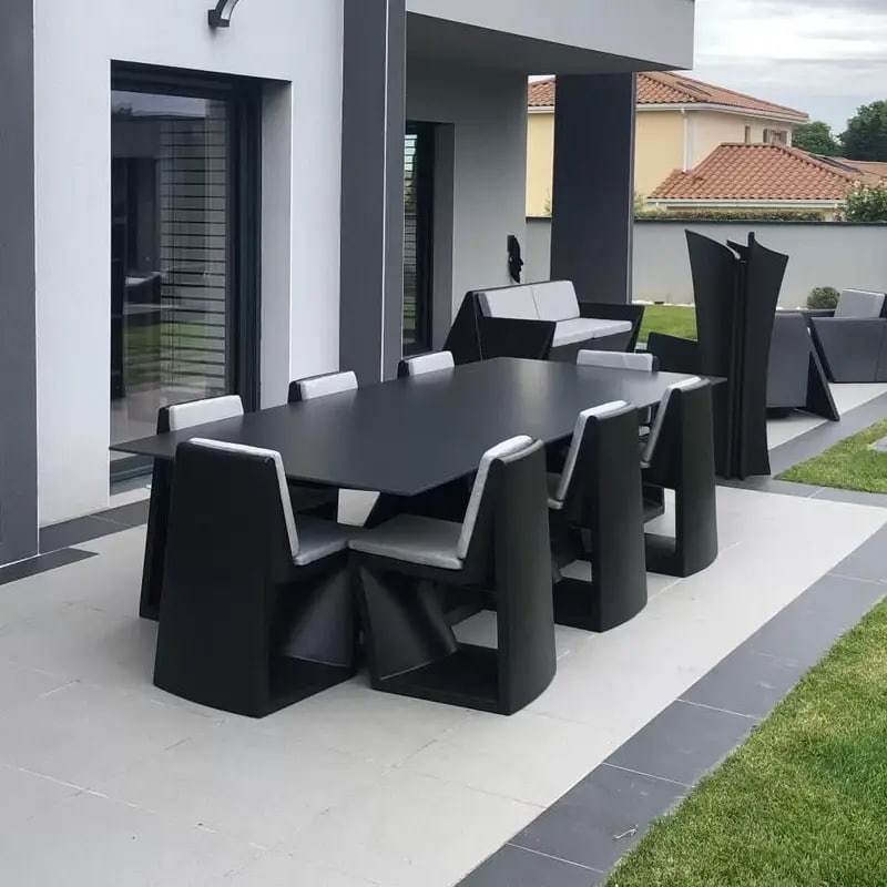 Table intérieur-extérieur design REST