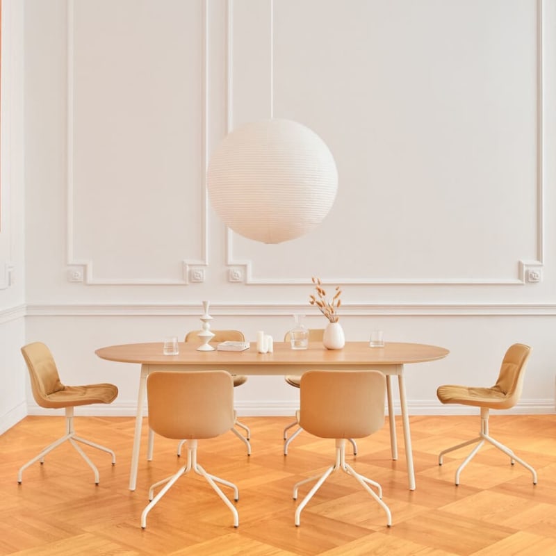 Table ovale design pied métal UNIT