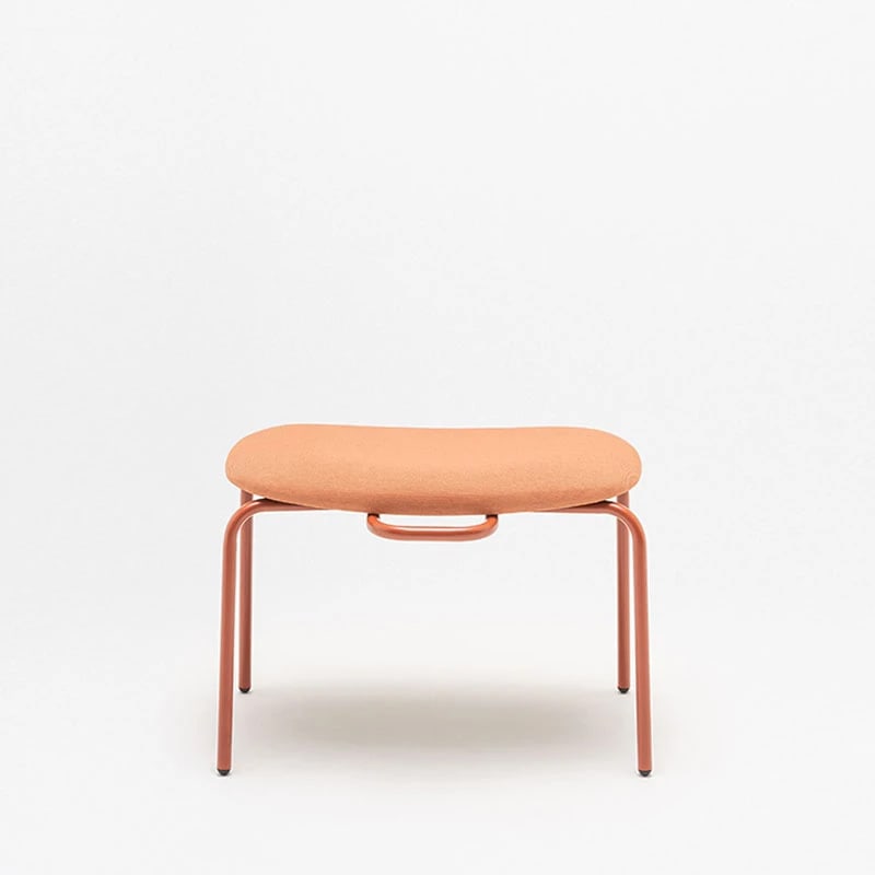 Tabouret bas tapissé NEW SCHOOL LOUNGE