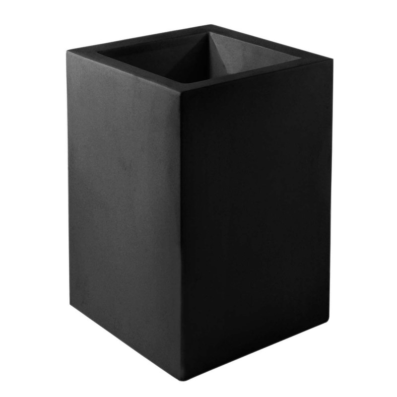 Pot cube haut CUBO 40 x 40 x 80 cm de VONDOM