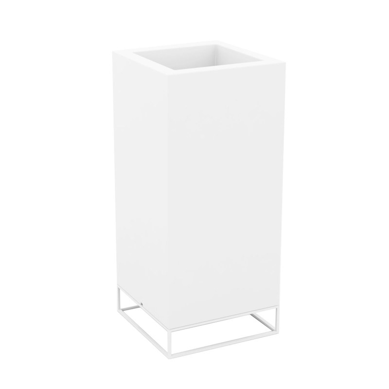 Pot cube haut VELA 40 x 40 x 90 cm de VONDOM