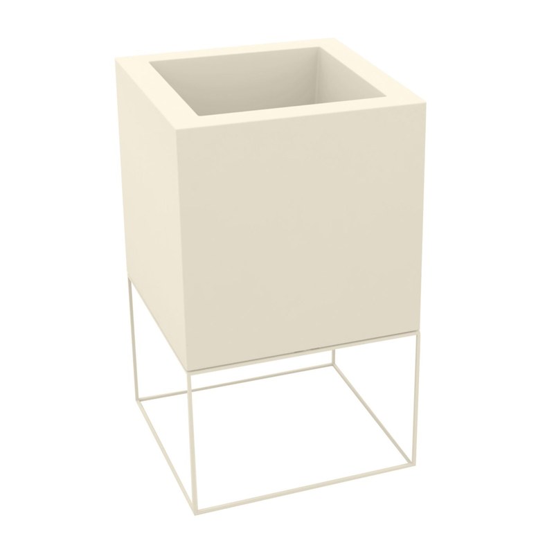 Pot cube VELA 60 x 60 x 100 cm de VONDOM